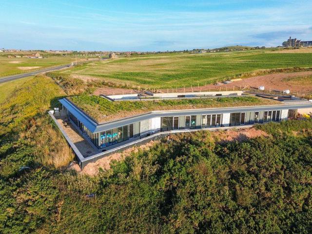 2 bedroom villa for sale