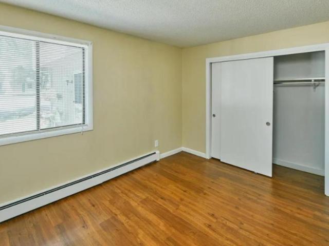 2 bedroom, Yarmouth ME 04096 LS102980835