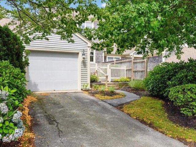 2 bedroom, Yarmouth Port MA 02675 105403432