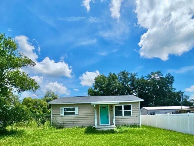 2 bedroom, Zephyrhills FL 33542 LS103895817