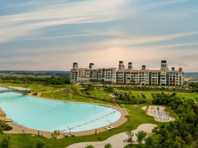2 BedroomApartment / Flat For Rent inSteyn City