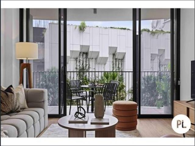 2 bedrooms/2 bathrooms/2 carparks at Hillyard House Redefine your rental experience