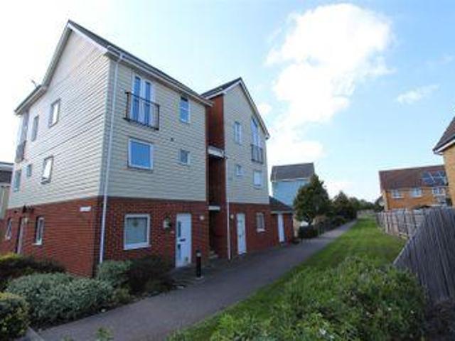 2 Bedrooms Maisonette for rent in Bismuth Drive, Sittingbourne ME10
