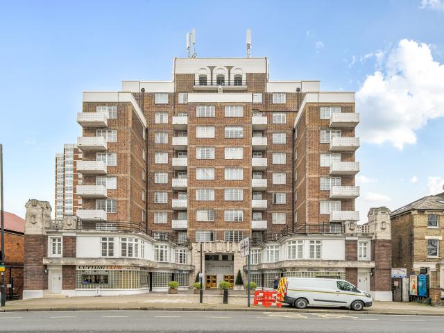 2 Bedrooms Maisonette for Rent in Shepherds Bush Road | Foxtons