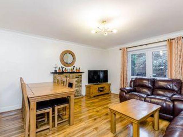 2 Bedrooms Maisonette for sale in Windmill Lane, Greenford UB6