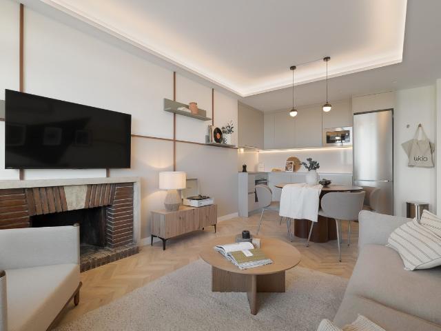 2 bedrooms and balcony in Argüelles, Madrid Amsterdam Apartments for Rent