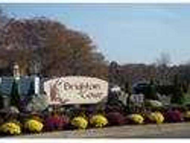 2 bedrooms Apartment Brighton Cove is one of the premier living communities in