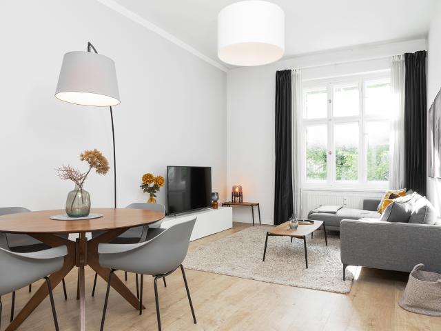 2 BEDROOMS APARTMENT CLOSE TO THE RING