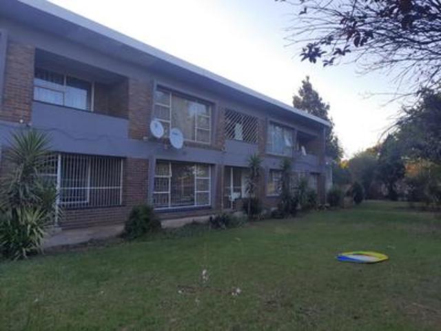 2 bedrooms apartment for rent in arc.