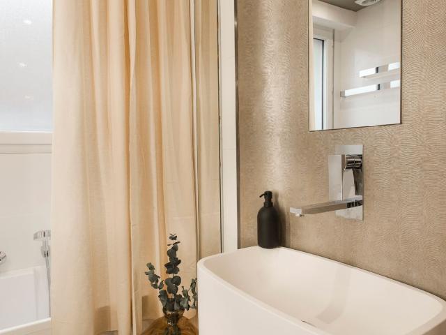 2 bedrooms apartment in Batignolles, Paris Amsterdam Apartments for Rent