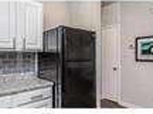 2 bedrooms Apartment in Cary. Pet OK!