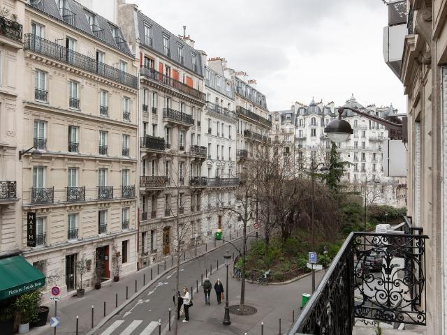 2 bedrooms apartment in Jardin des Plantes, Paris Amsterdam Apartments for Rent