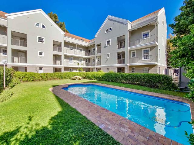2 bedrooms Apartment in secure complex