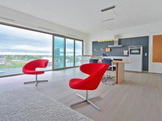 2 bedrooms Apartment Surface Area: 105m2