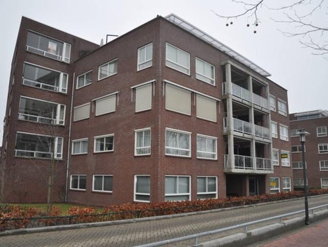 2 bedrooms Apartment Surface Area: 100m2 Unfurnished Available from: 2012 03 01