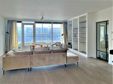 2 bedrooms Apartment Surface Area: 101m2 Furnished