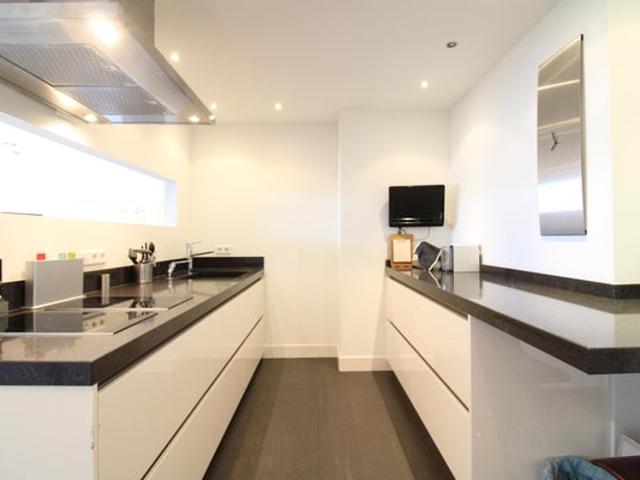 2 bedrooms Apartment Surface Area: 119m2 Furnished Available from: 2026 08 05
