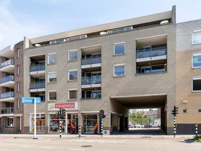 2 bedrooms Apartment Surface Area: 71m2 Unfurnished