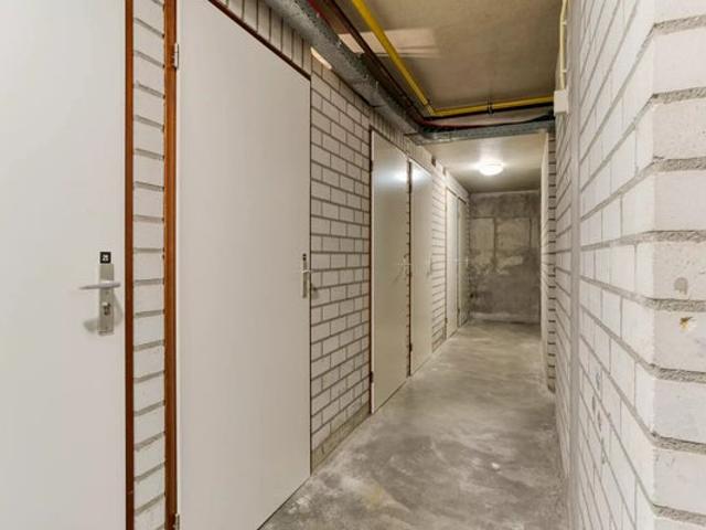 2 bedrooms Apartment Surface Area: 71m2 Unfurnished