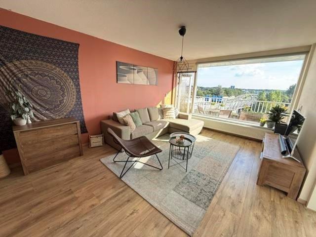 2 bedrooms Apartment Surface Area: 74m2 Unfurnished