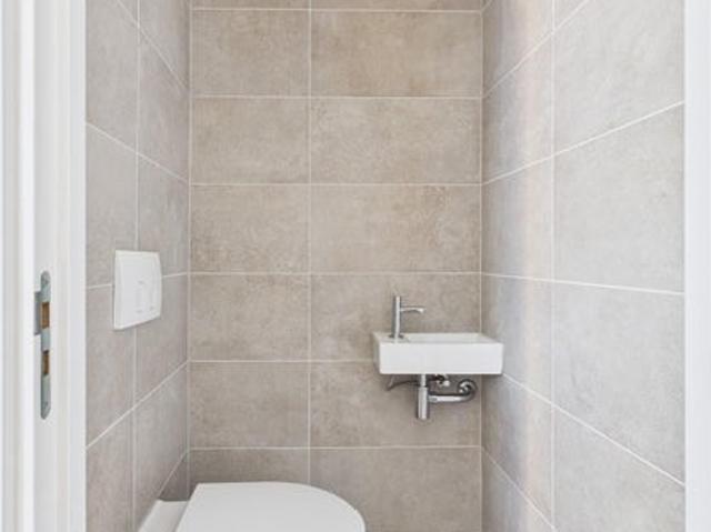 2 bedrooms Apartment Surface Area: 76m2 Unfurnished