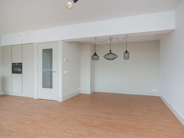 2 bedrooms Apartment Surface Area: 81m2 Unfurnished
