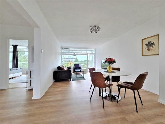 2 bedrooms Apartment Surface Area: 82m2 Furnished