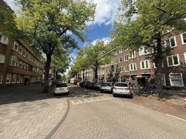 2 bedrooms Apartment Surface Area: 87m2 Unfurnished