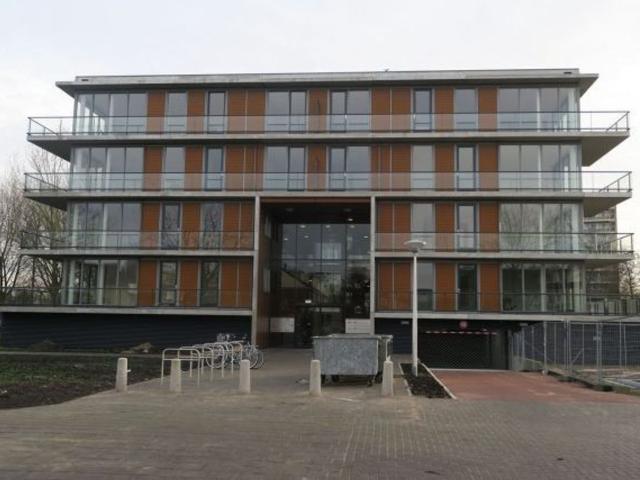 2 bedrooms Apartment Surface Area: 90m2 Unfurnished