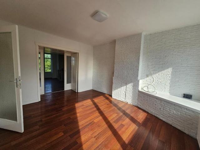 2 bedrooms Apartment Surface Area: 96m2 Unfurnished