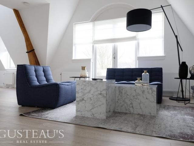 2 bedrooms Apartment Surface Area: 98m2 Furnished