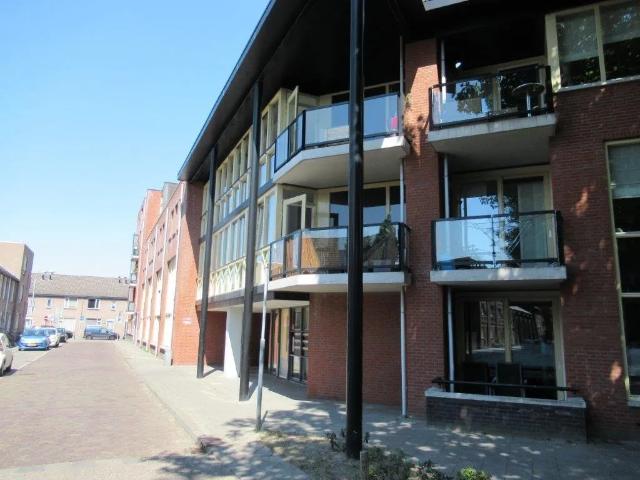 2 bedrooms Appartement Surface Area: 75m2