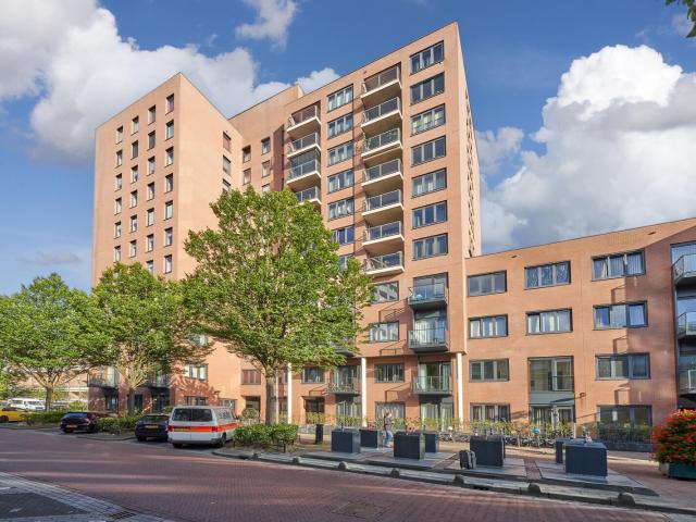 2 bedrooms Appartement Surface Area: 84m2