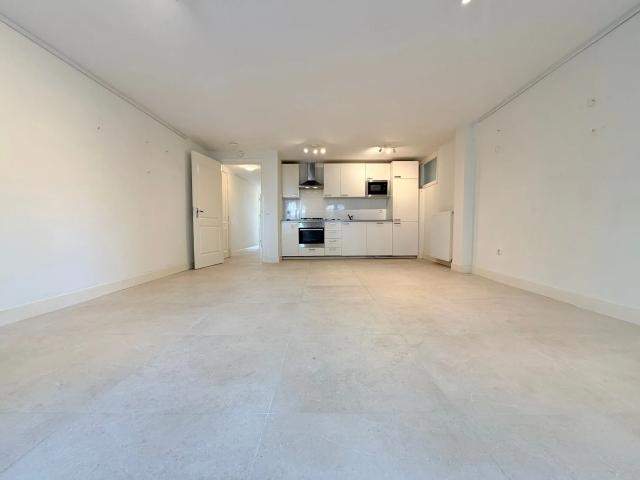 2 bedrooms Appartement Surface Area: 97m2