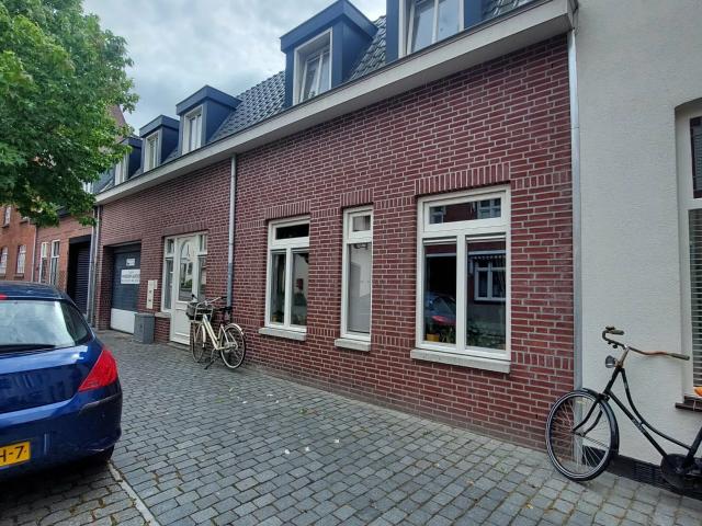 2 bedrooms Appartement Surface Area: 103m2
