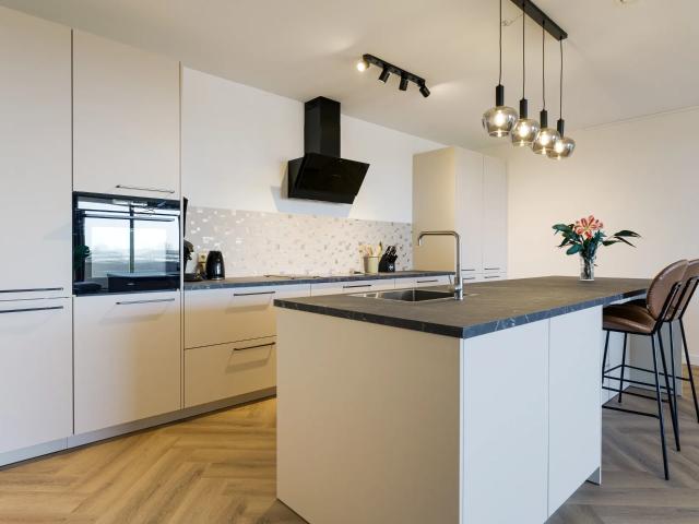 2 bedrooms Appartement Surface Area: 105m2
