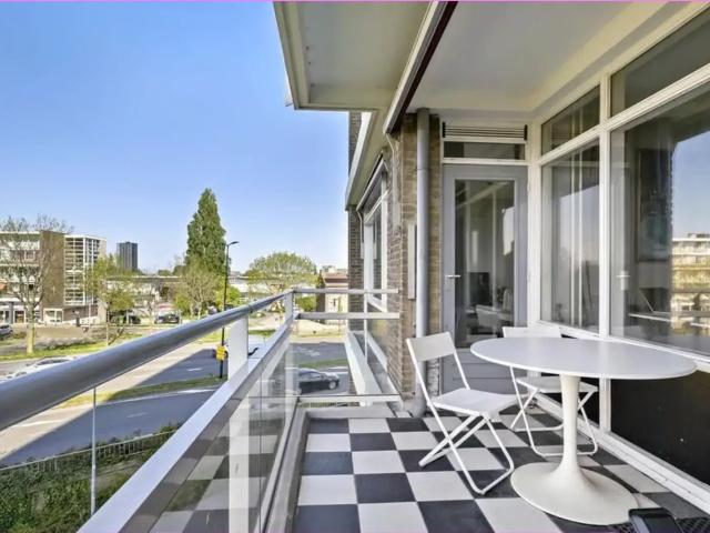2 bedrooms Appartement Surface Area: 108m2