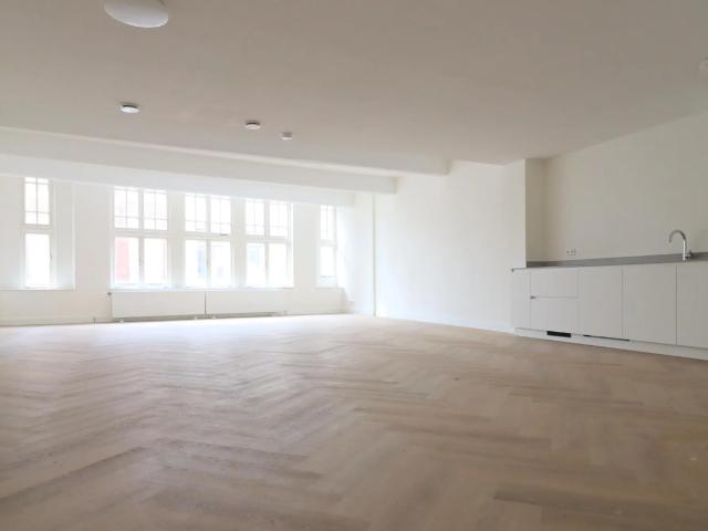 2 bedrooms Appartement Surface Area: 125m2