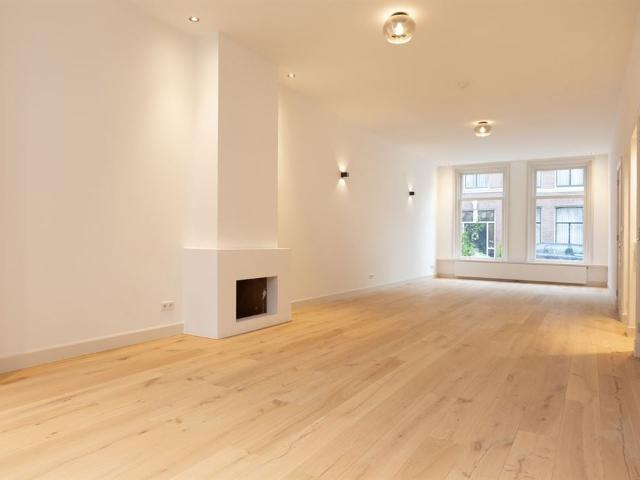 2 bedrooms Appartement Surface Area: 169m2