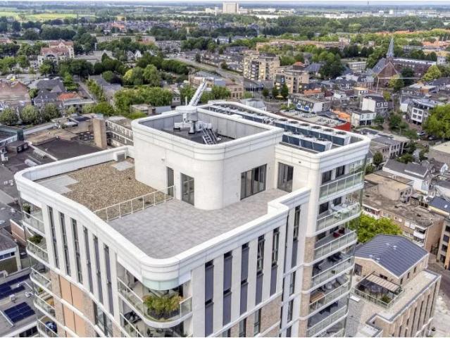 2 bedrooms Appartement Surface Area: 184m2