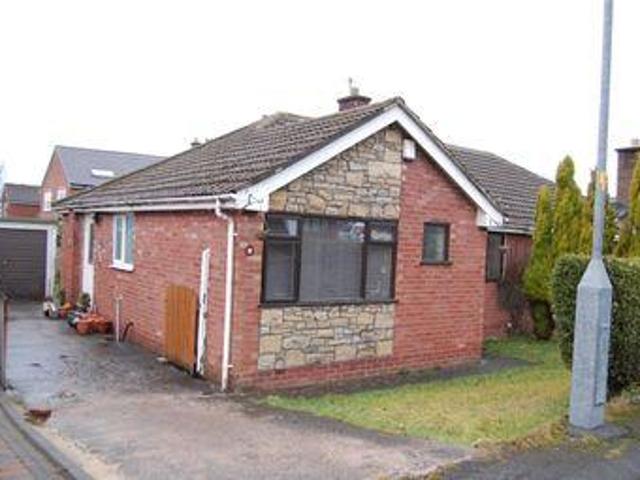 2 Bedrooms Bungalow for rent in Salisbury Crescent, Ashton Under Lyne OL6