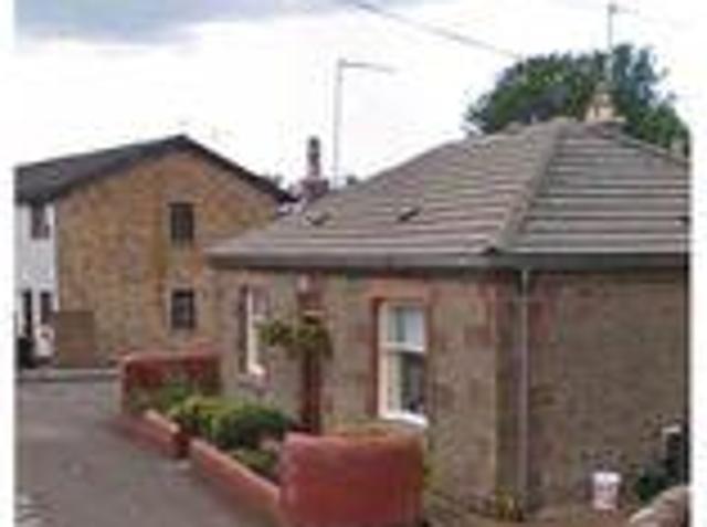 2 Bedrooms Bungalow for rent in Tigh Na Clach, Cardross, Dumbarton G82