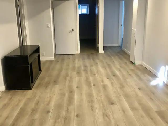 2 Bedrooms Basement Suite for Rent