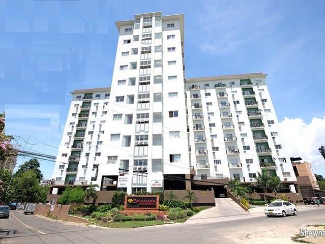 2 Bedrooms condo for sale in spianada condo cebu city