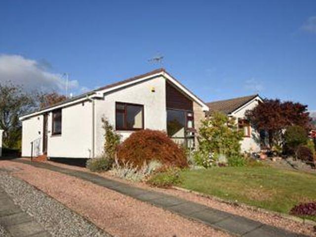 2 Bedrooms Detached bungalow for sale in Sauchie Place, Crieff PH7