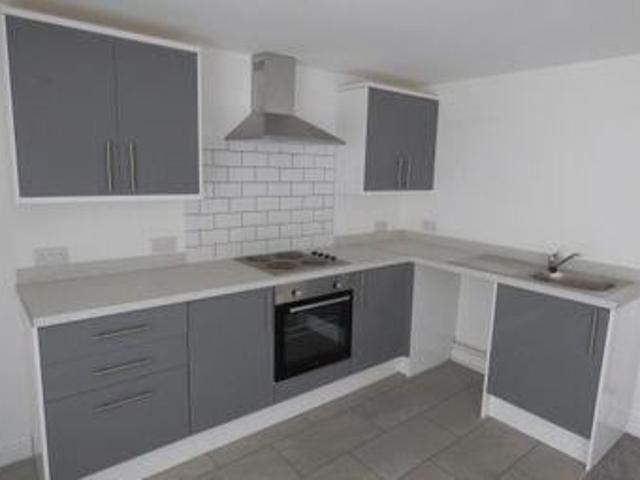 2 Bedrooms Detached house for rent in Murray Street, Llanelli SA15