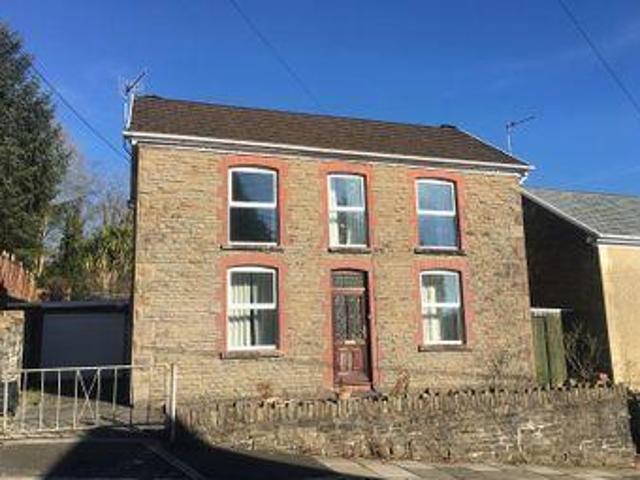 2 Bedrooms Detached house for sale in Davies Road, Pontardawe, Swansea. SA8
