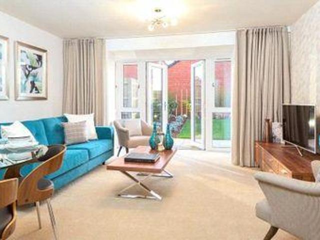 2 Bedrooms Detached house for sale in Louisburg Avenue, Bordon, Hampshire GU35