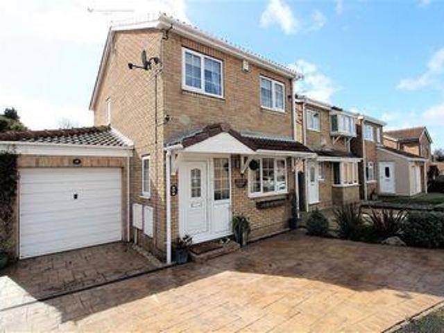 2 Bedrooms Detached house for sale in Ricknald Close, Aughton, Sheffield S26