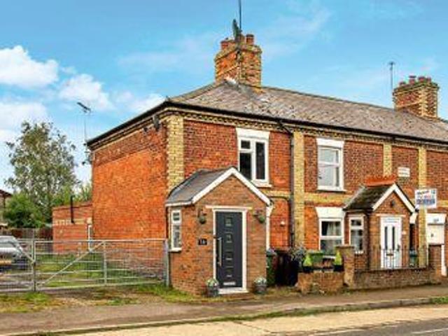 2 Bedrooms End terrace house for sale in Aylesbury Road, Aston Clinton, Aylesbury HP22